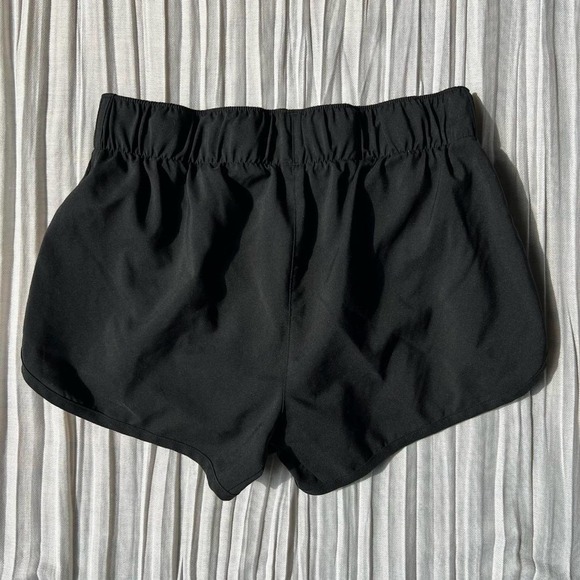 Adidas running shorts with built in liner! - Picture 4 of 5